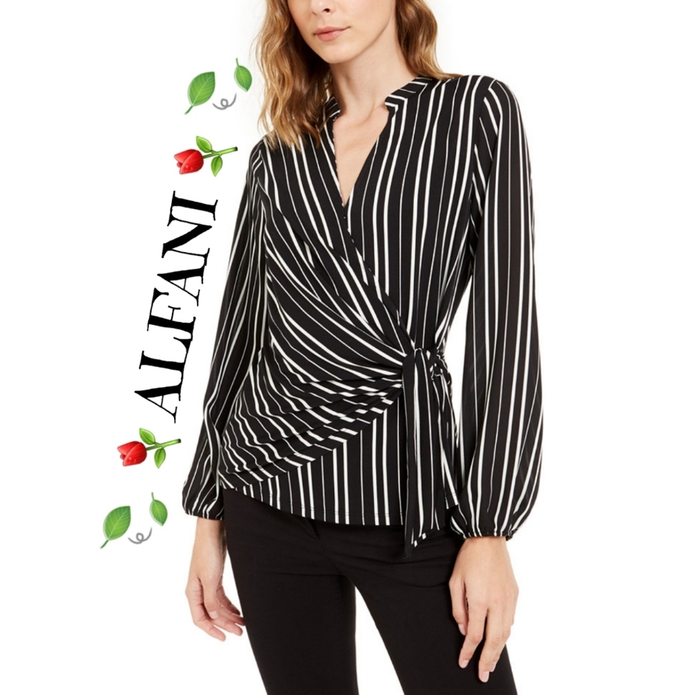 ⚘️Alfani Petite Striped Surplice Top